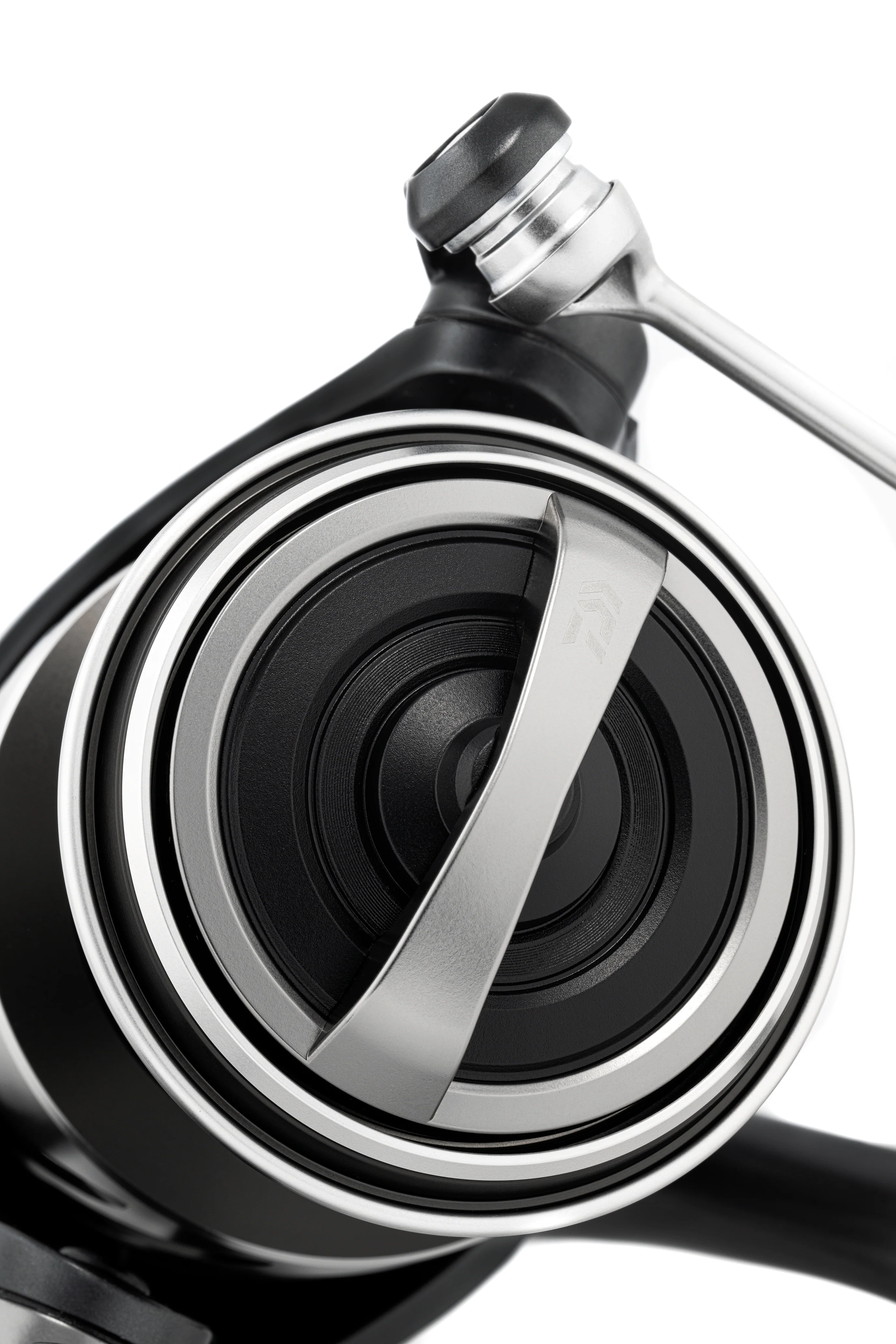 Daiwa 26 Certate SW Spin Reel - Image 5