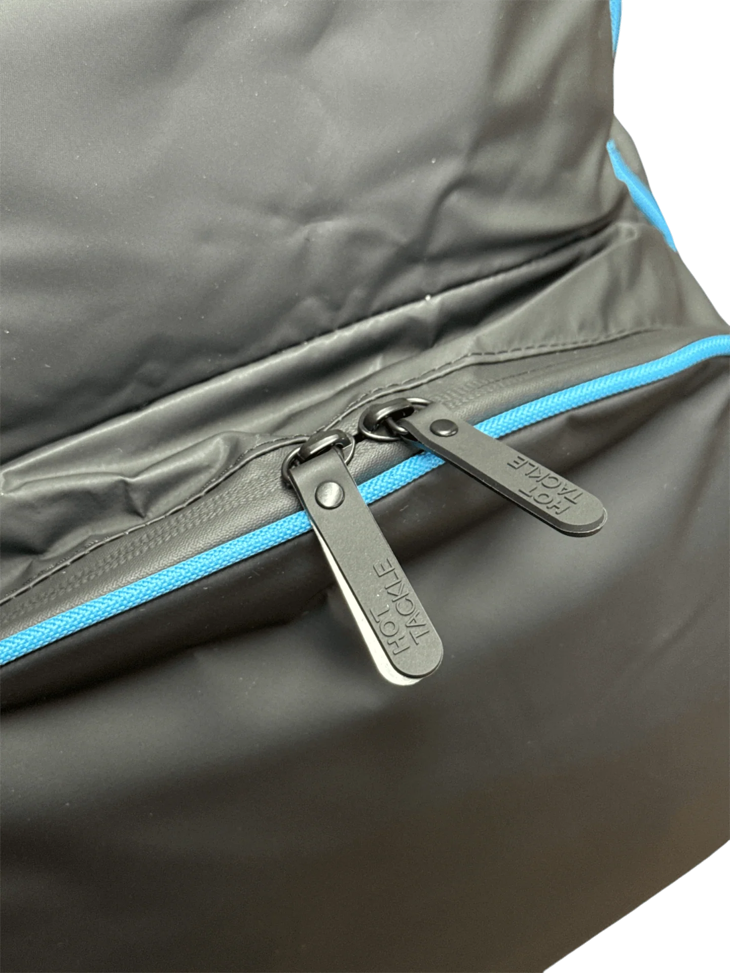 Hot Tackle Water Resistant Tackle Bag + Leader Holder - Image 4
